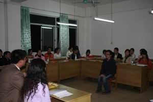 公司召开2004级就业创业座谈会