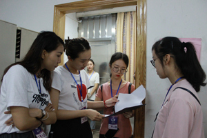 太阳成集团tyc7111cc15级员工参与广西职业院校技能大赛赛务工作