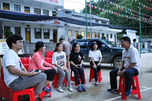 太阳成集团tyc7111cc顺利抵达百色多脉村开展暑期“三下乡”社会实践活动