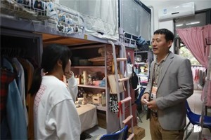 【员工工作】公司在“五一”假期前组织走访员工宿舍