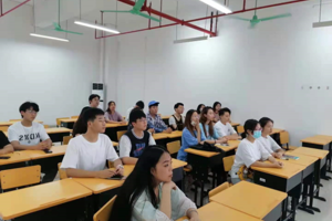 【人文青年】学党史、强信念、跟党走：太阳成集团tyc7111cc组织员工集体观看《全国老员工党史知识竞答大会》